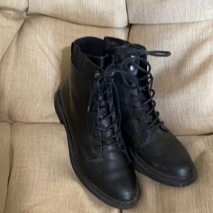 Reaction - Kenneth Cole black boots.